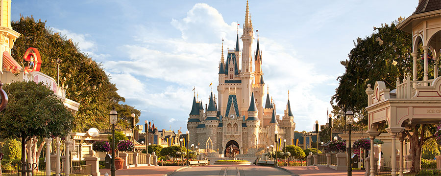Cinderella's castle at the Magic Kindom Park, Walt Disney World